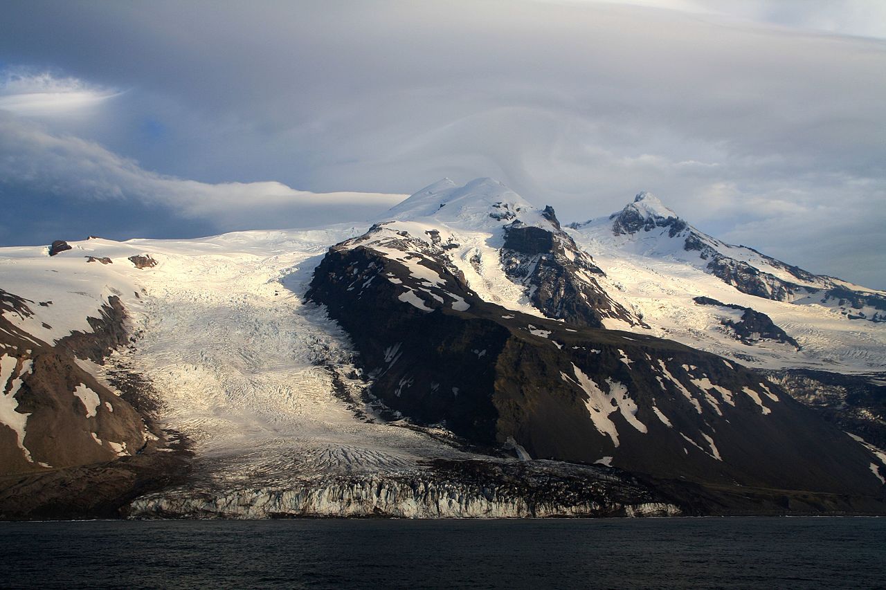 Photograph of Kjerulf Glacier