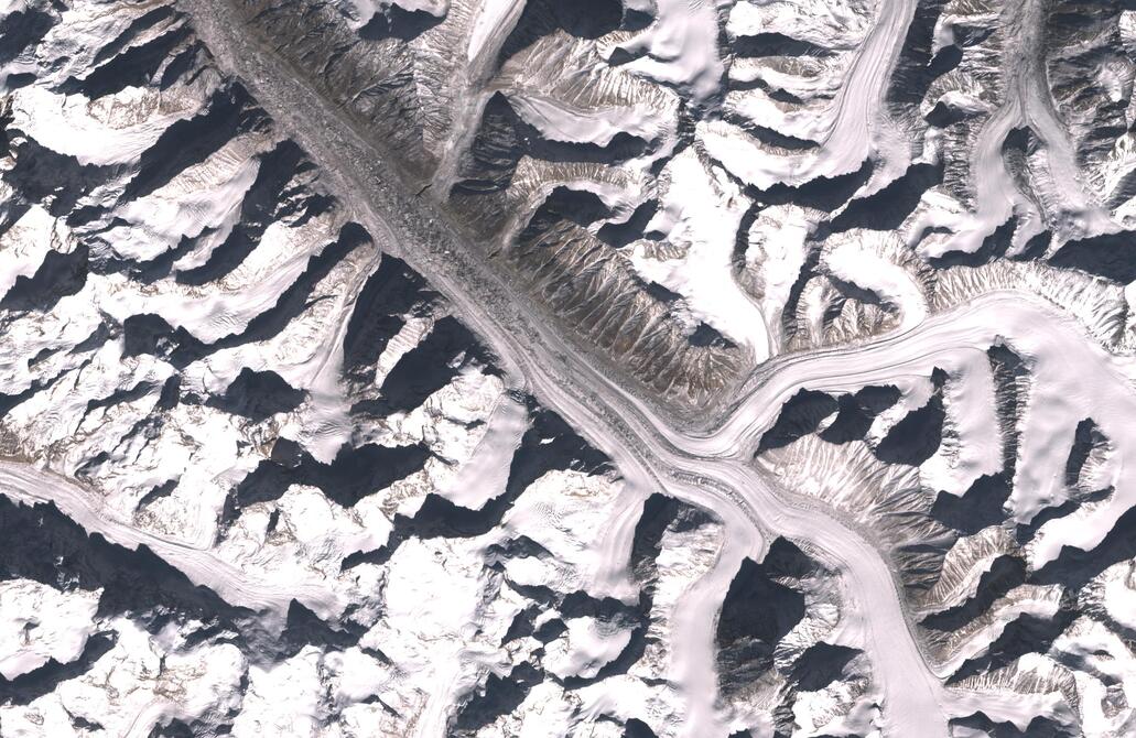 Aerial view of Bara Shigri Glacier