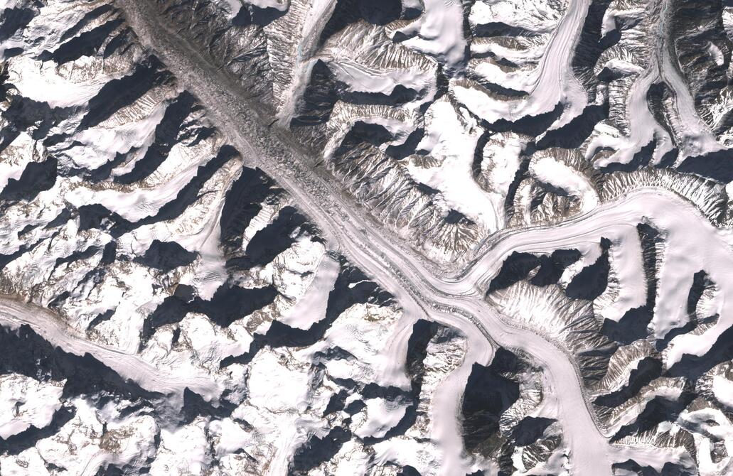 Aerial view of Bara Shigri Glacier