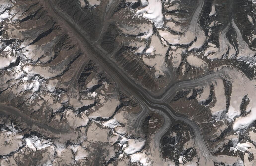 Aerial view of Bara Shigri Glacier