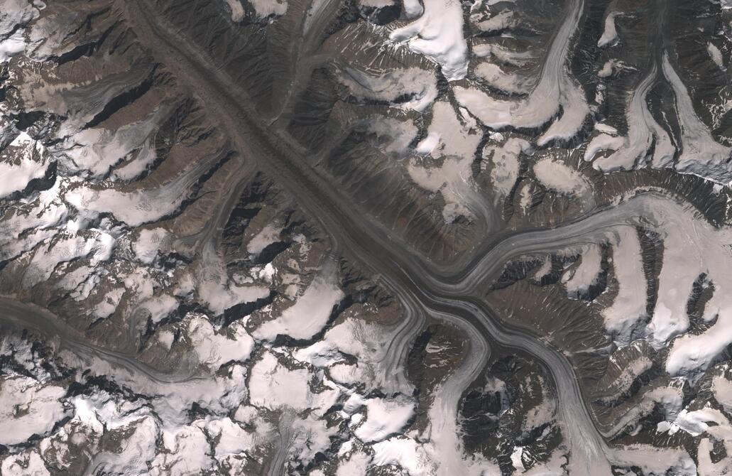 Aerial view of Bara Shigri Glacier