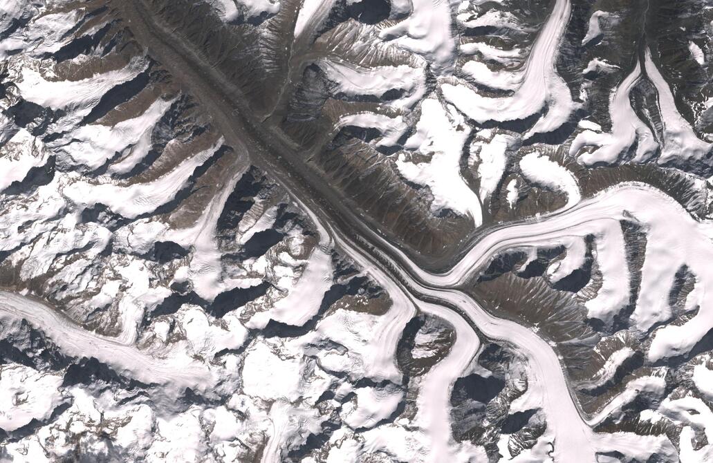 Aerial view of Bara Shigri Glacier