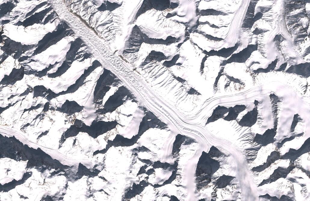 Aerial view of Bara Shigri Glacier