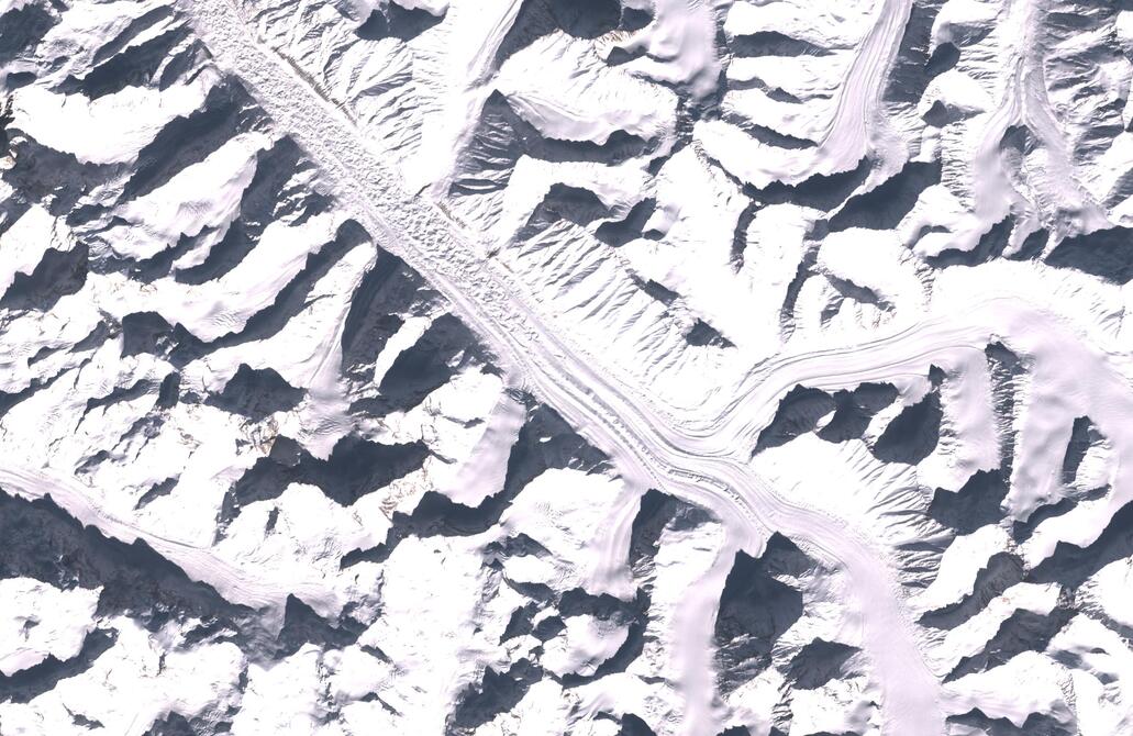 Aerial view of Bara Shigri Glacier