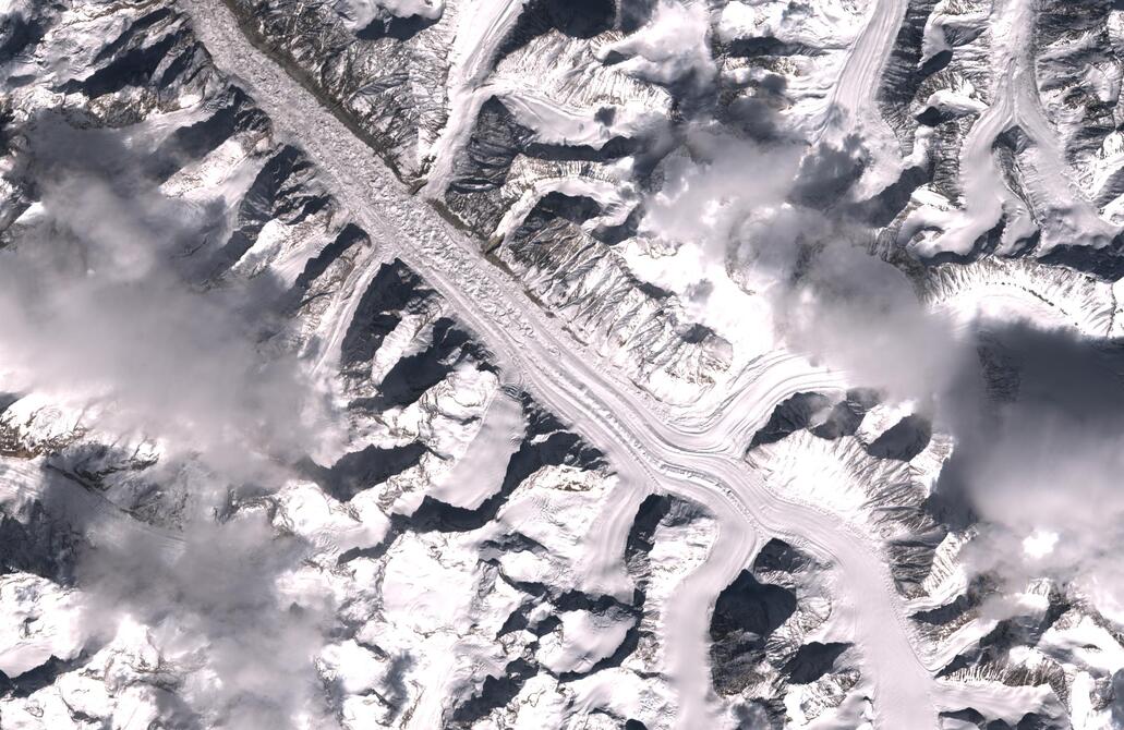 Aerial view of Bara Shigri Glacier