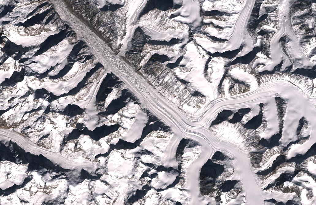 Aerial view of Bara Shigri Glacier