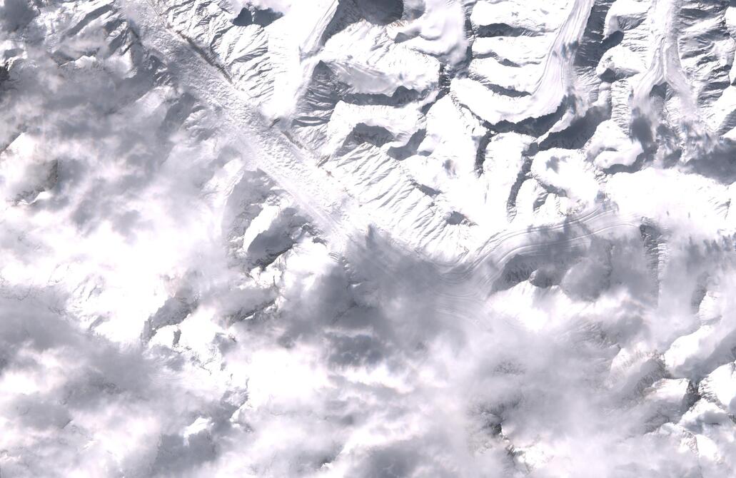 Aerial view of Bara Shigri Glacier