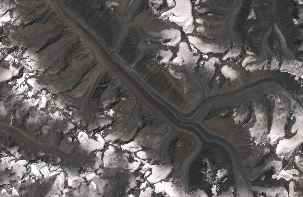 Aerial view of Bara Shigri Glacier