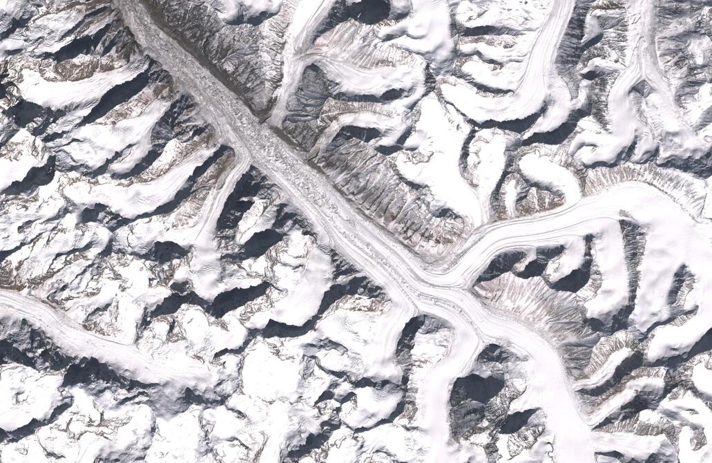 Aerial view of Bara Shigri Glacier