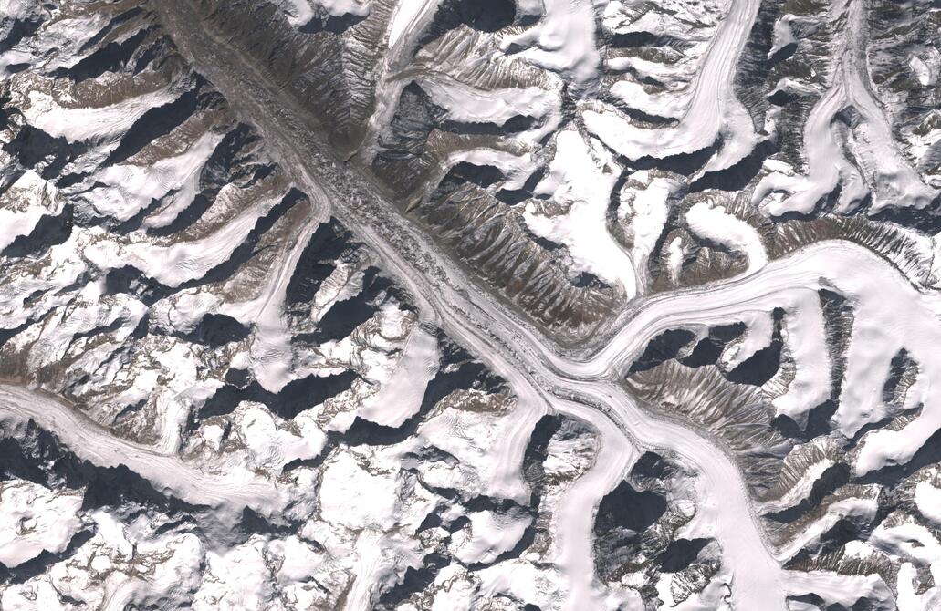 Aerial view of Bara Shigri Glacier