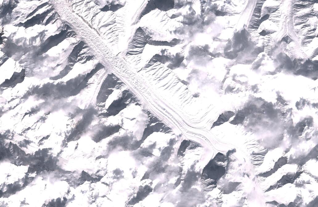 Aerial view of Bara Shigri Glacier