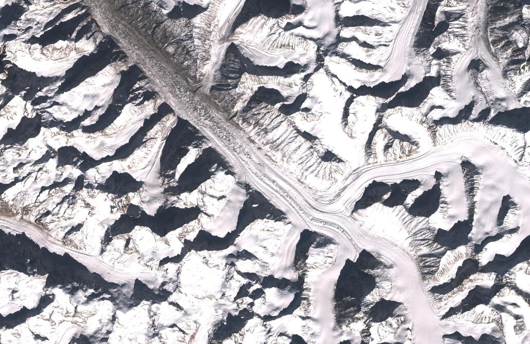 Aerial view of Bara Shigri Glacier