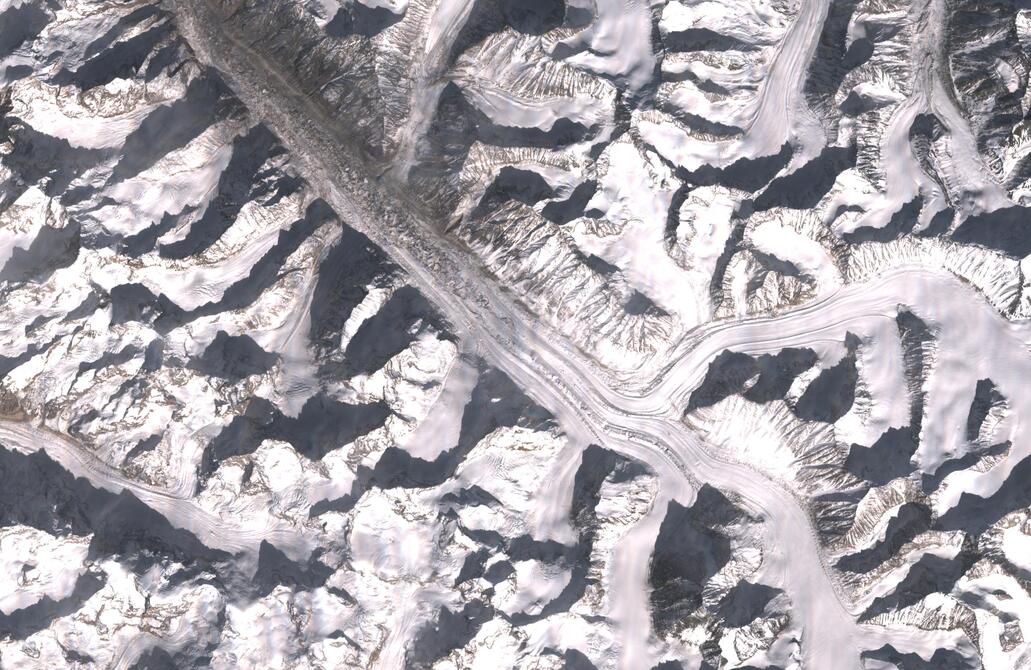 Aerial view of Bara Shigri Glacier