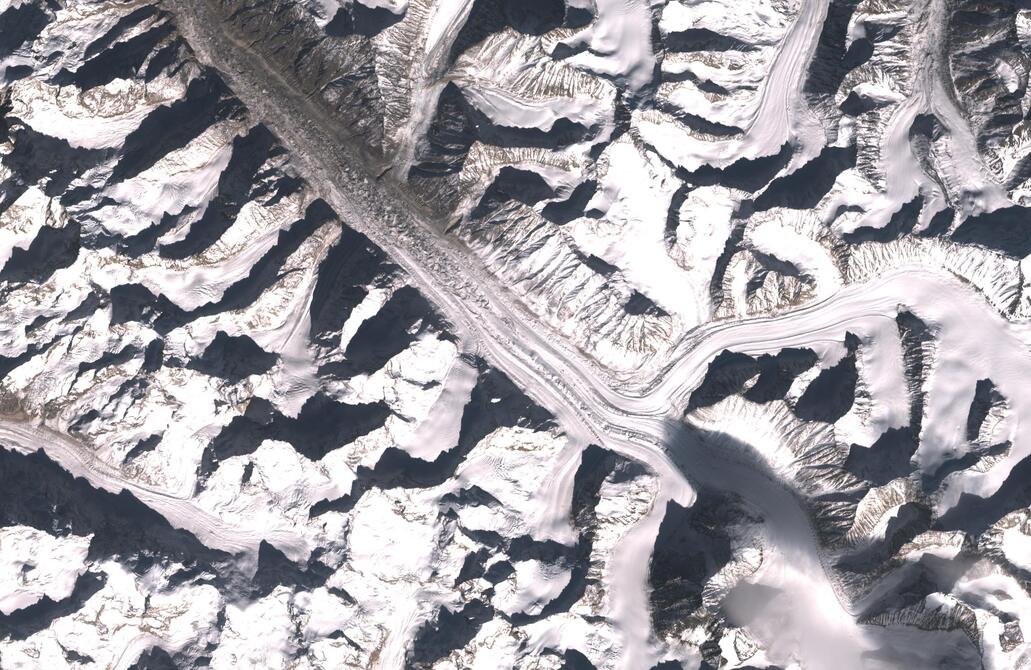 Aerial view of Bara Shigri Glacier