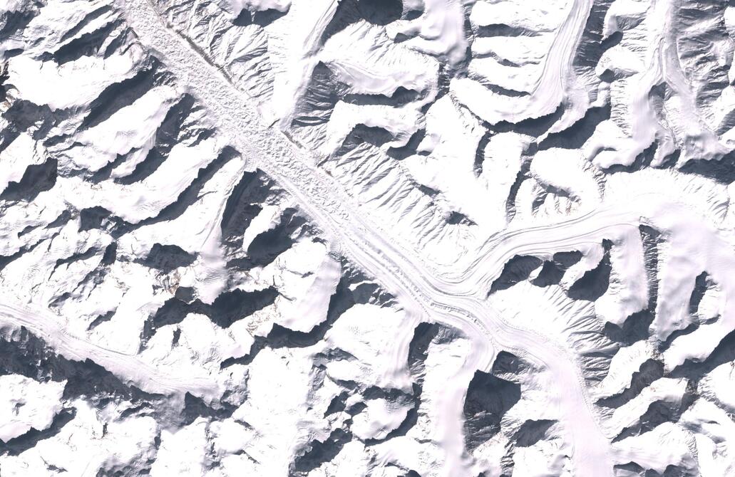 Aerial view of Bara Shigri Glacier