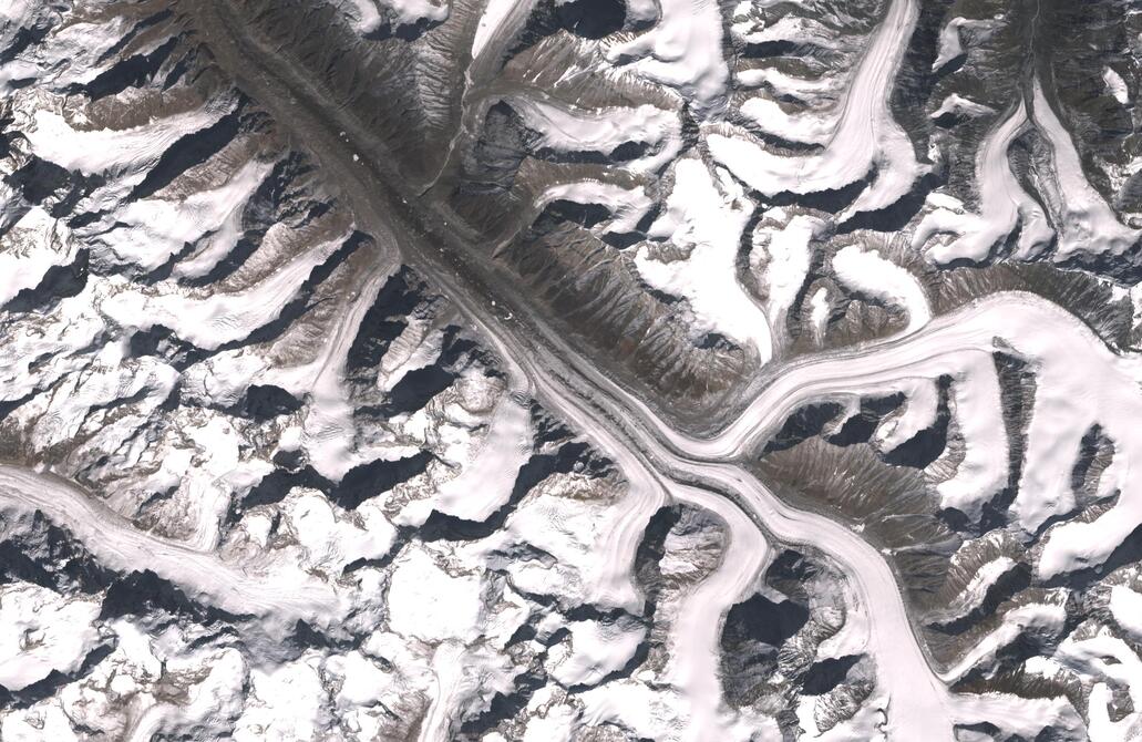 Aerial view of Bara Shigri Glacier