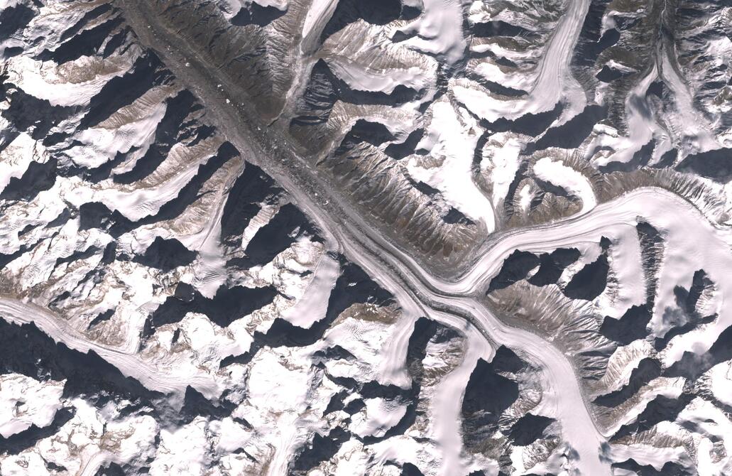 Aerial view of Bara Shigri Glacier