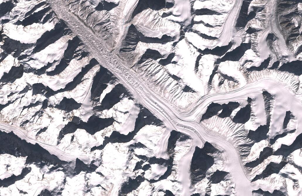 Aerial view of Bara Shigri Glacier