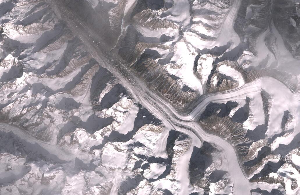 Aerial view of Bara Shigri Glacier