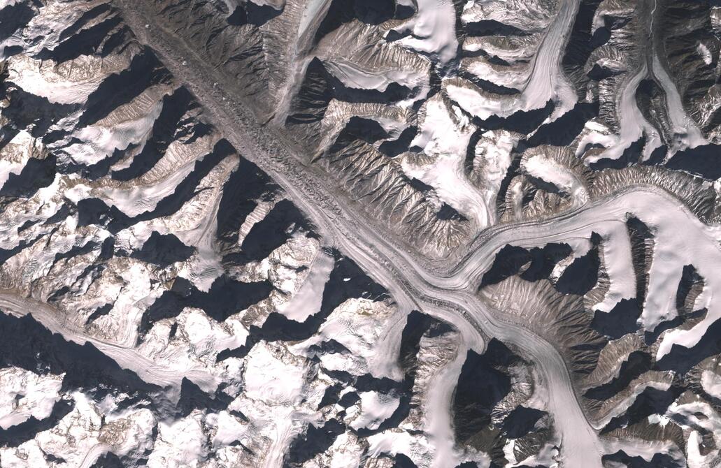 Aerial view of Bara Shigri Glacier