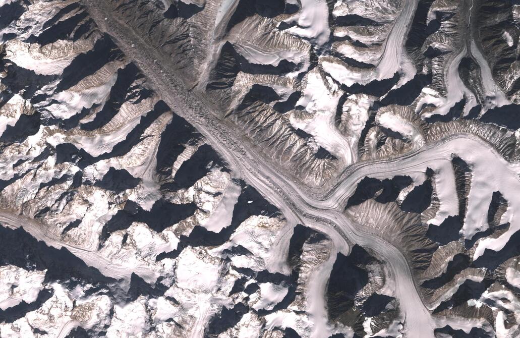 Aerial view of Bara Shigri Glacier