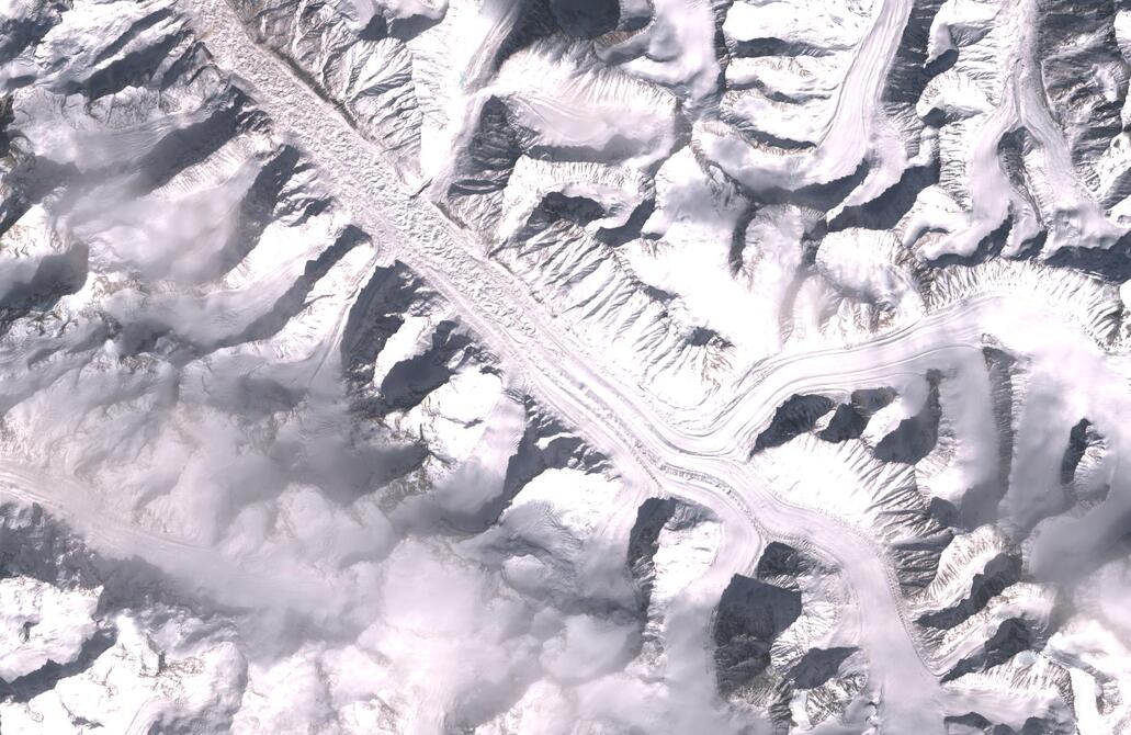 Aerial view of Bara Shigri Glacier