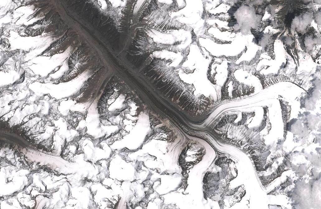 Aerial view of Bara Shigri Glacier