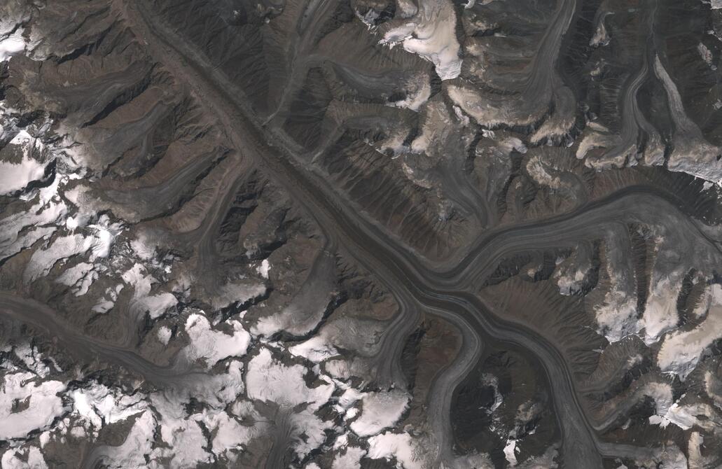 Aerial view of Bara Shigri Glacier
