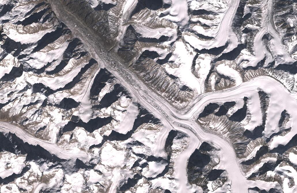 Aerial view of Bara Shigri Glacier