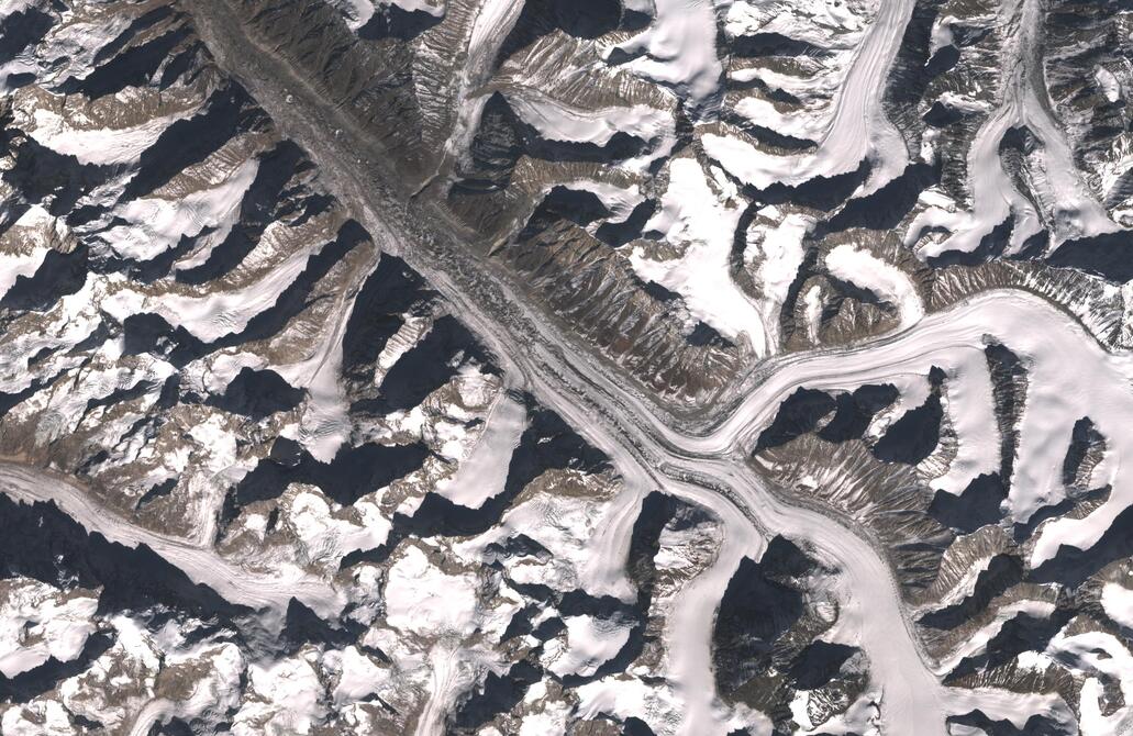 Aerial view of Bara Shigri Glacier