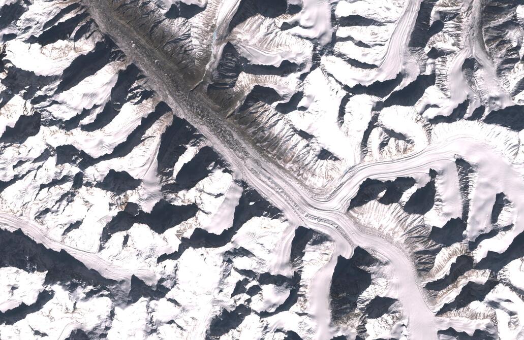 Aerial view of Bara Shigri Glacier
