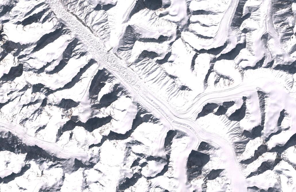 Aerial view of Bara Shigri Glacier