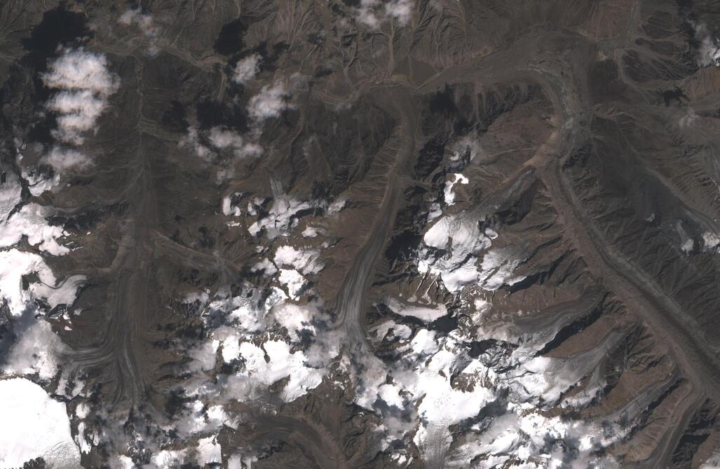 Aerial view of Chhota Shigri Glacier