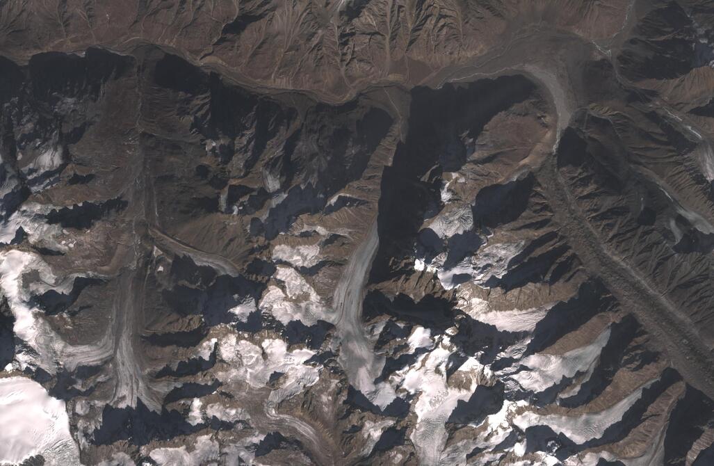 Aerial view of Chhota Shigri Glacier