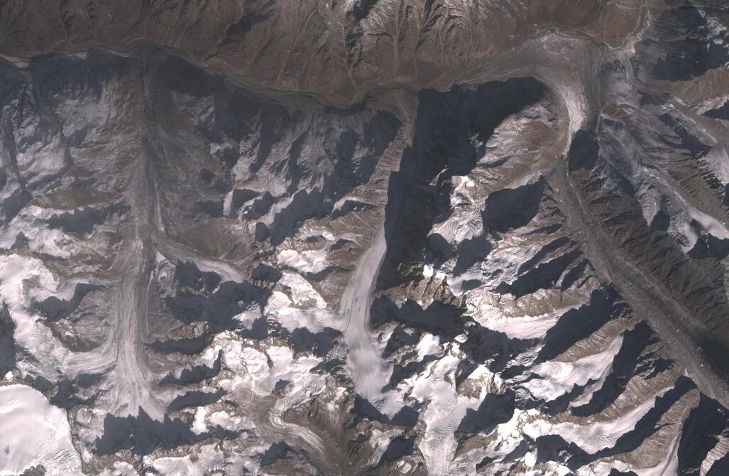 Aerial view of Chhota Shigri Glacier