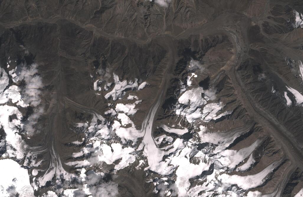 Aerial view of Chhota Shigri Glacier