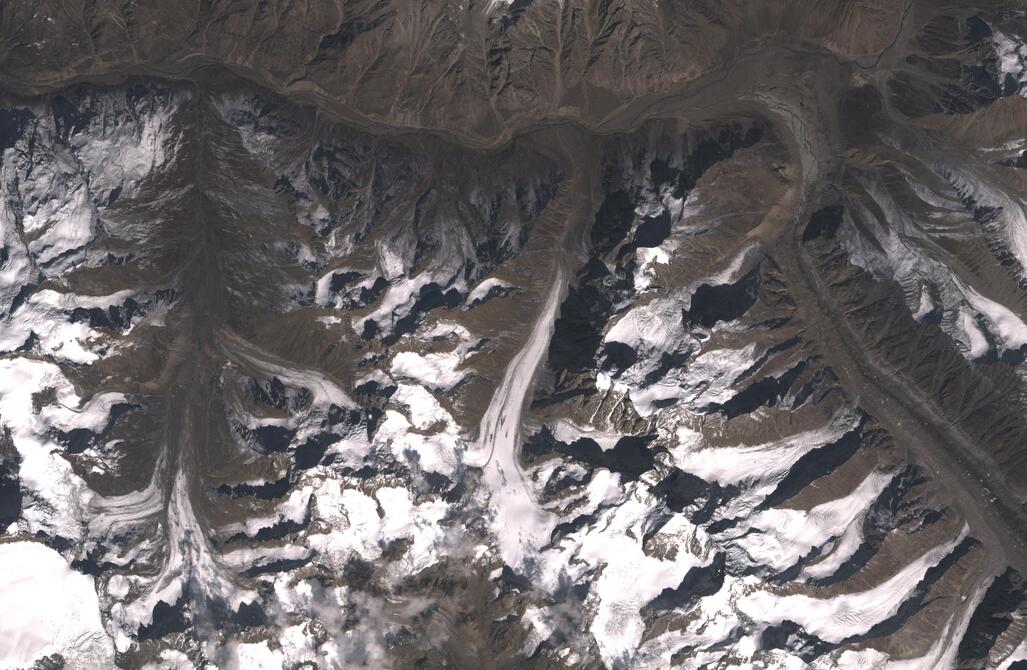 Aerial view of Chhota Shigri Glacier