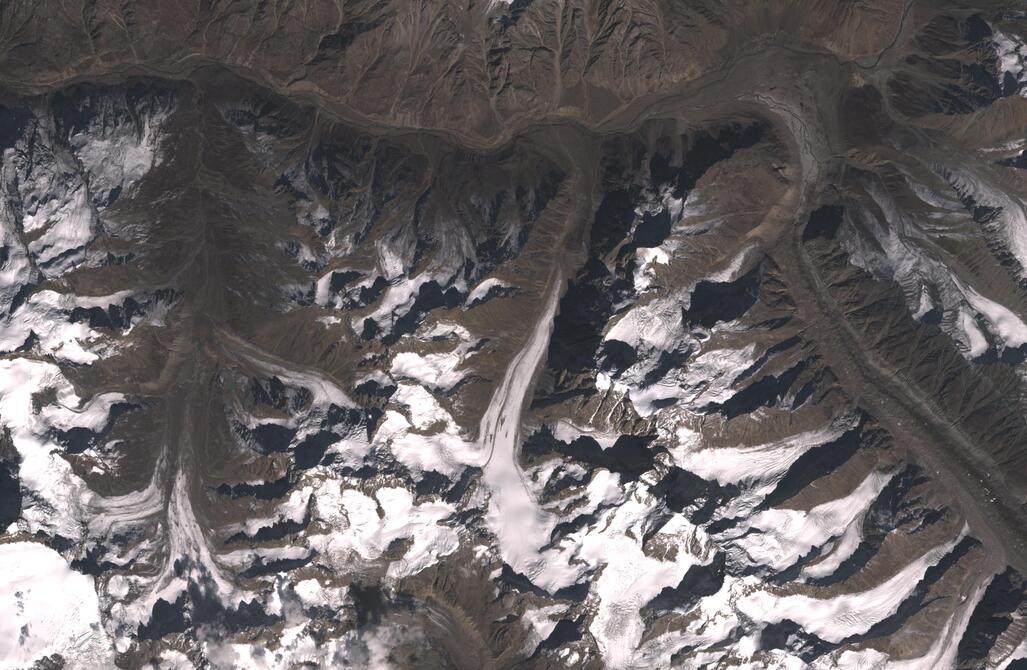 Aerial view of Chhota Shigri Glacier