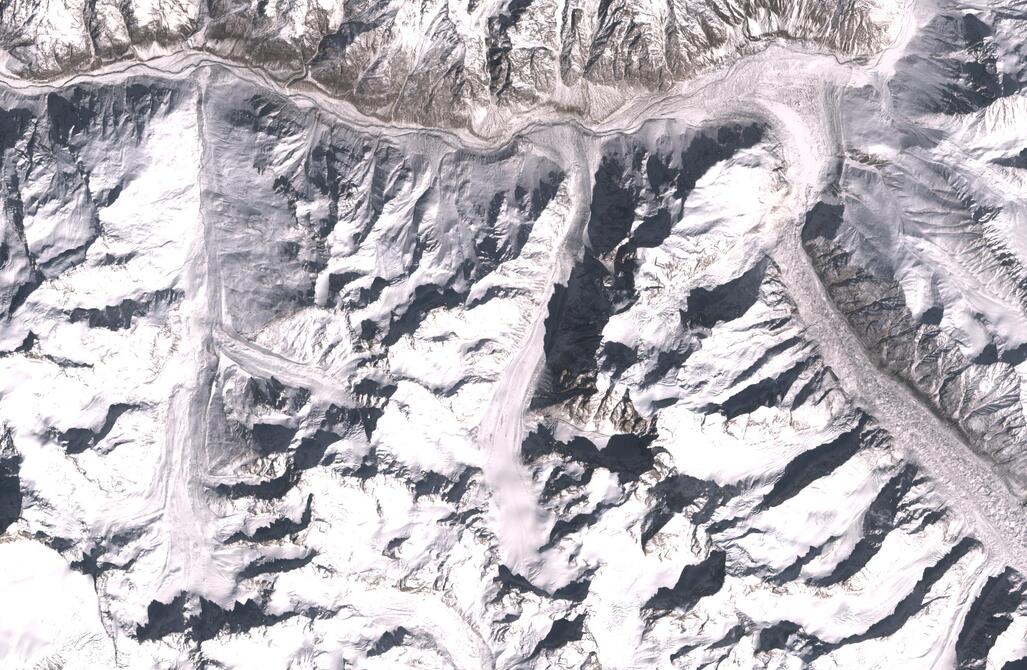 Aerial view of Chhota Shigri Glacier