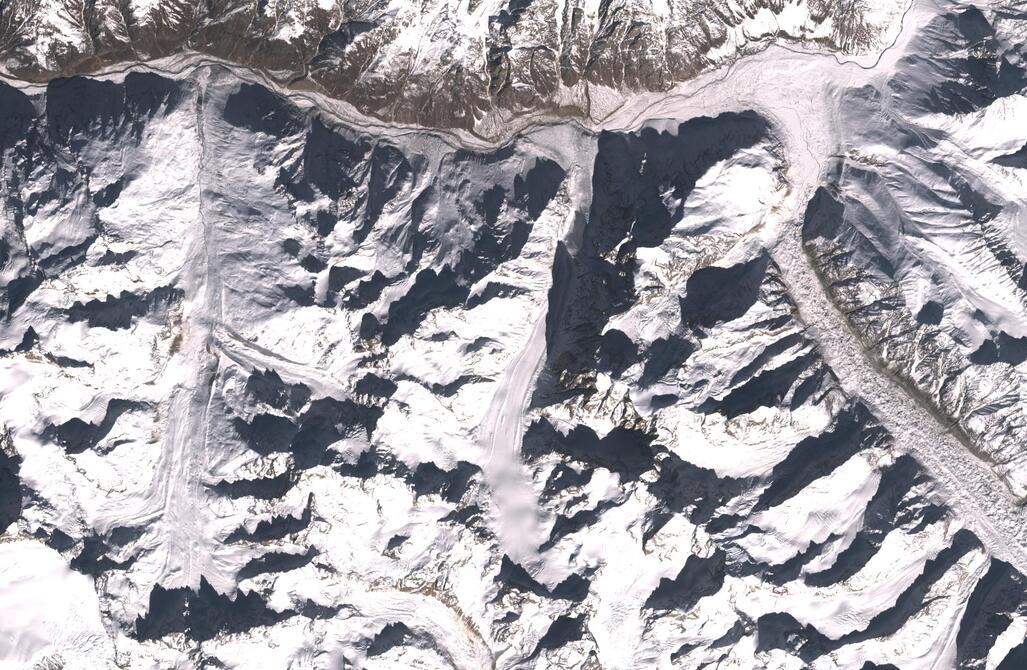 Aerial view of Chhota Shigri Glacier