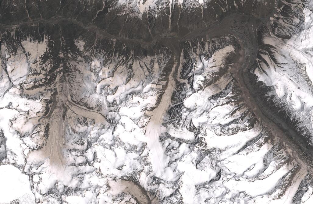 Aerial view of Chhota Shigri Glacier