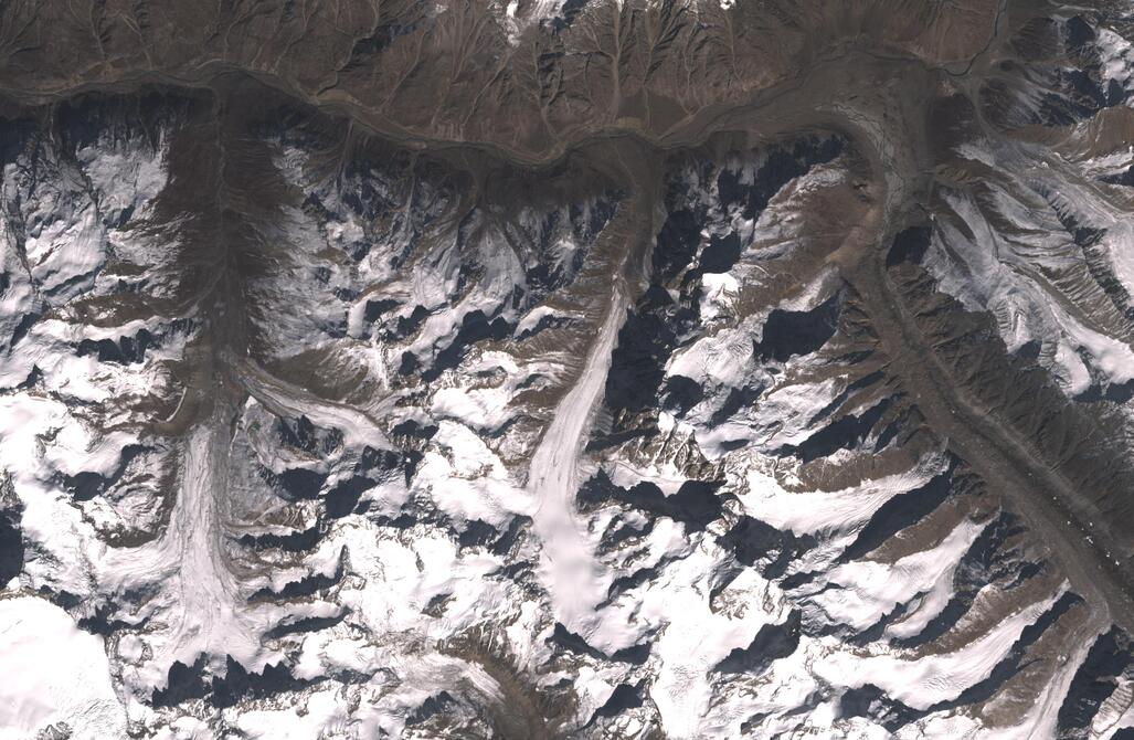 Aerial view of Chhota Shigri Glacier