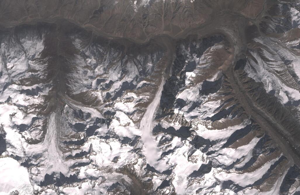 Aerial view of Chhota Shigri Glacier