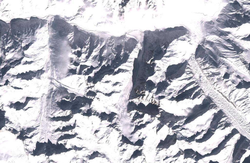 Aerial view of Chhota Shigri Glacier