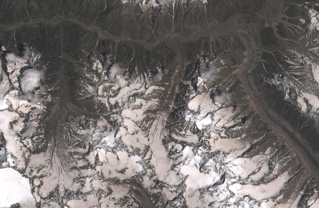 Aerial view of Chhota Shigri Glacier