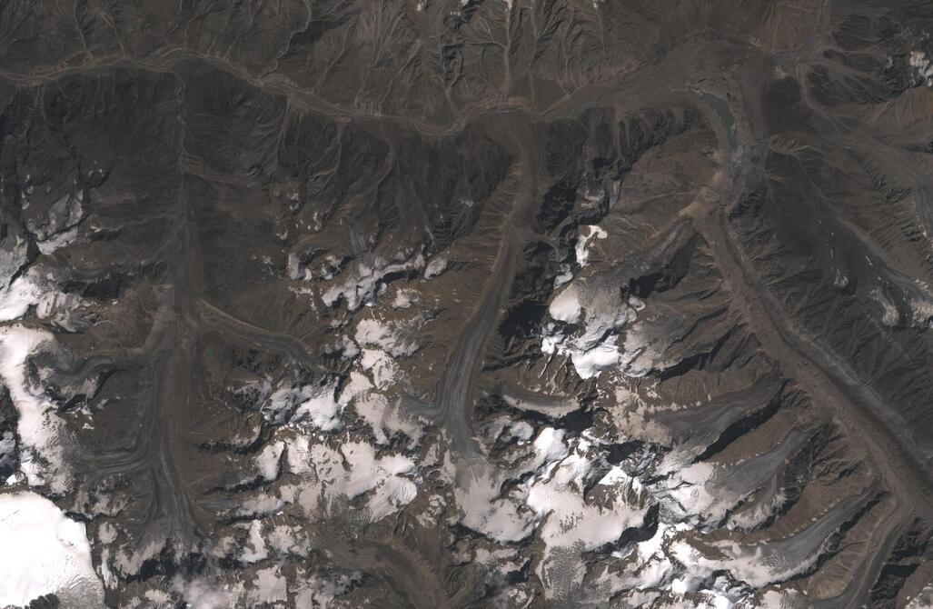 Aerial view of Chhota Shigri Glacier