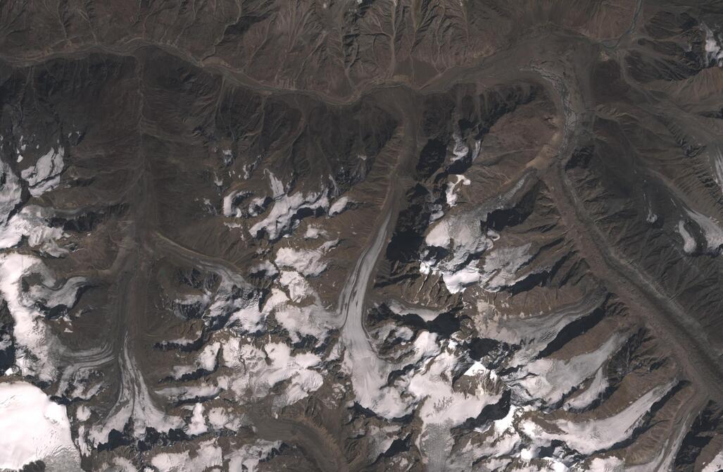 Aerial view of Chhota Shigri Glacier