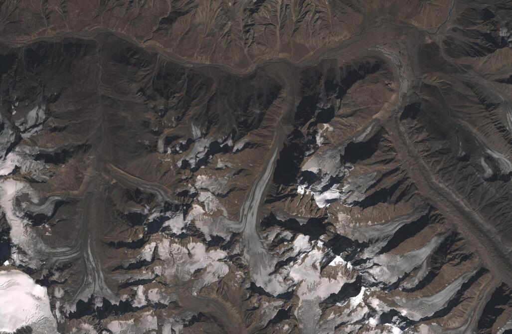 Aerial view of Chhota Shigri Glacier