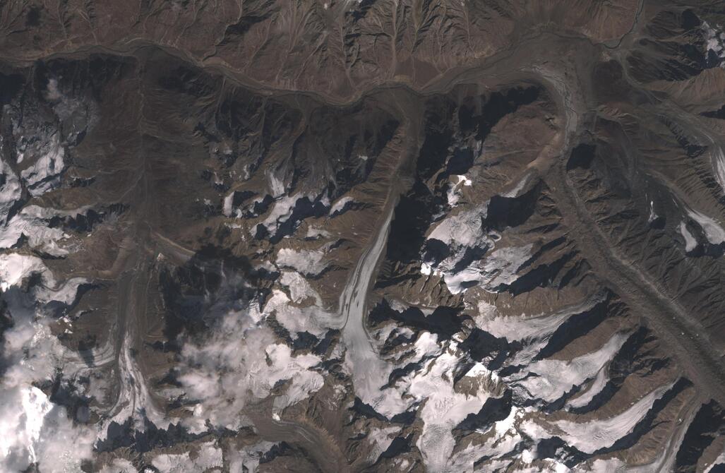 Aerial view of Chhota Shigri Glacier