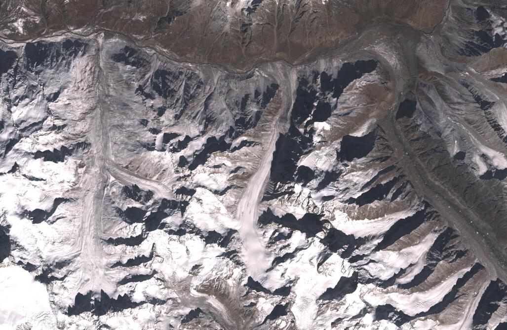 Aerial view of Chhota Shigri Glacier